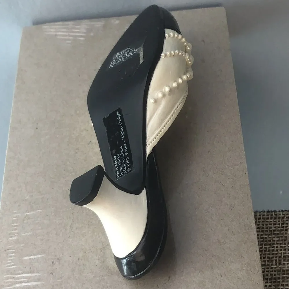Raine - Just the Right Shoe “Pearl Mule” - Picture 5 of 9